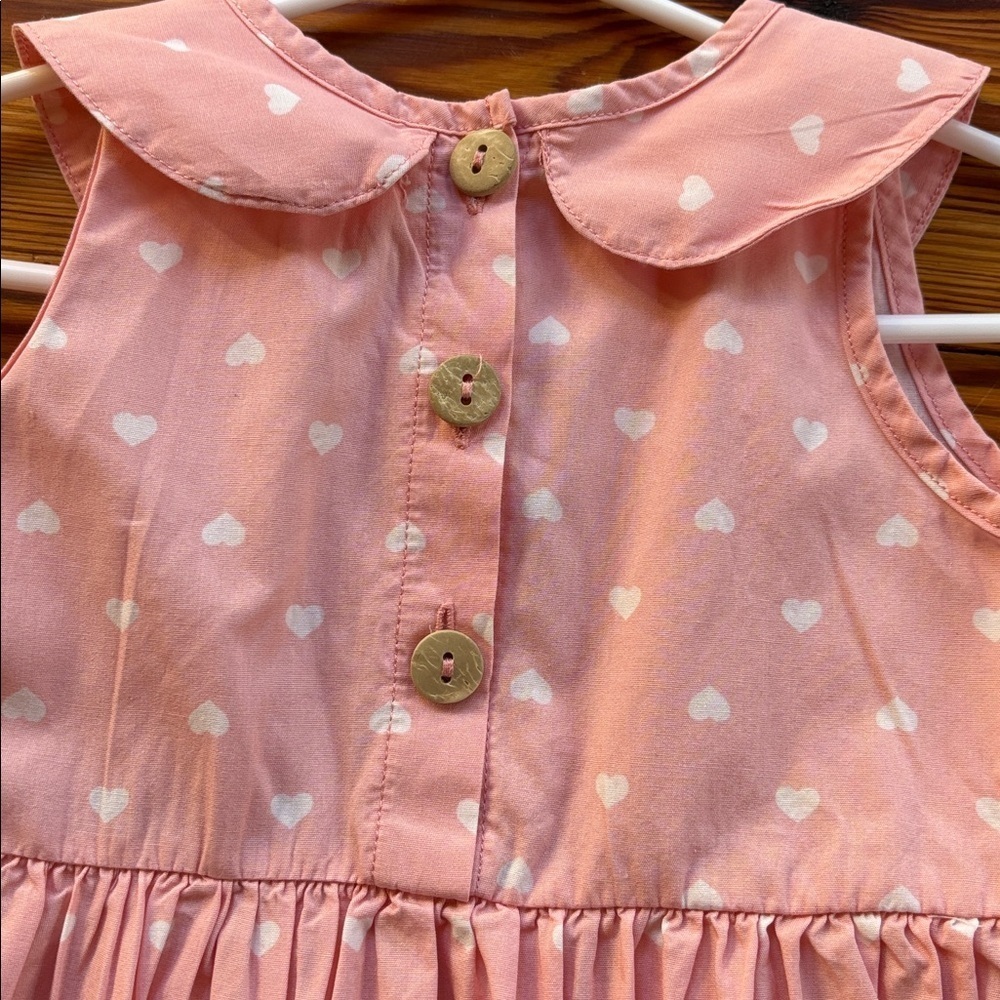 MuMuCoCo Pink W/White Hearts Sleeveless Dress. Buttons In Back Size 2T - Picture 6 of 7
